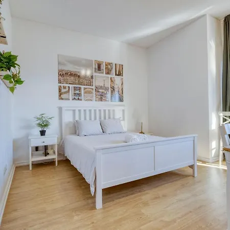 Travel&live Faria Guimarães Appartamento Oporto